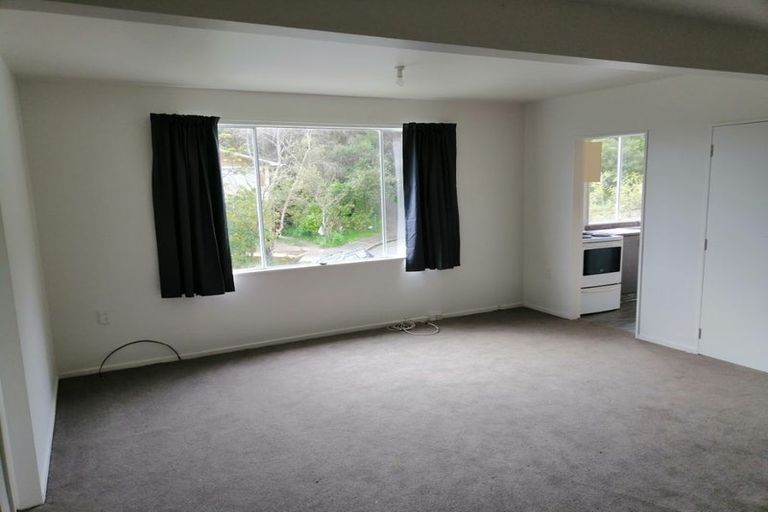 Photo of property in 13 Haven Grove, Naenae, Lower Hutt, 5011