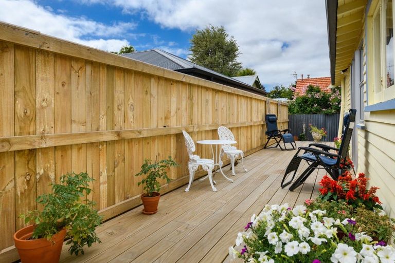 Photo of property in 9 Ngaio Street, West End, Palmerston North, 4412
