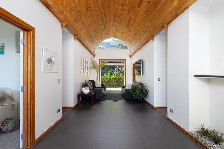 Photo of property in 70 Bay View Road, Atawhai, Nelson, 7010