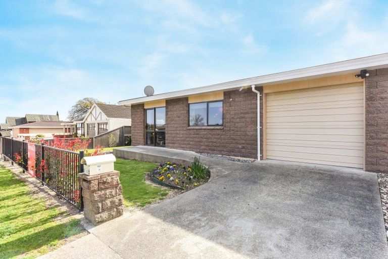 Photo of property in 2/2 Langbein Street, Stoke, Nelson, 7011