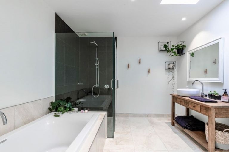 Photo of property in 53 Mathias Terrace, Arthurs Point, Queenstown, 9371