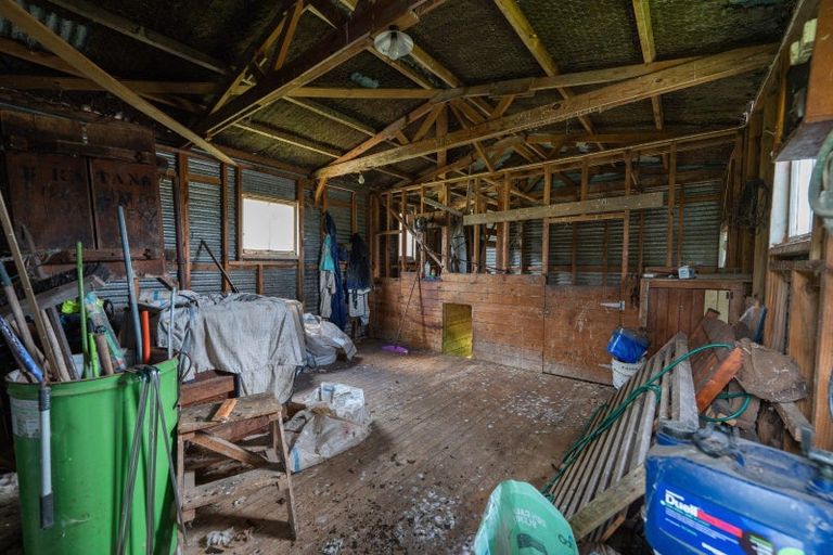 Photo of property in 986 Halcombe Road, Halcombe, Feilding, 4779