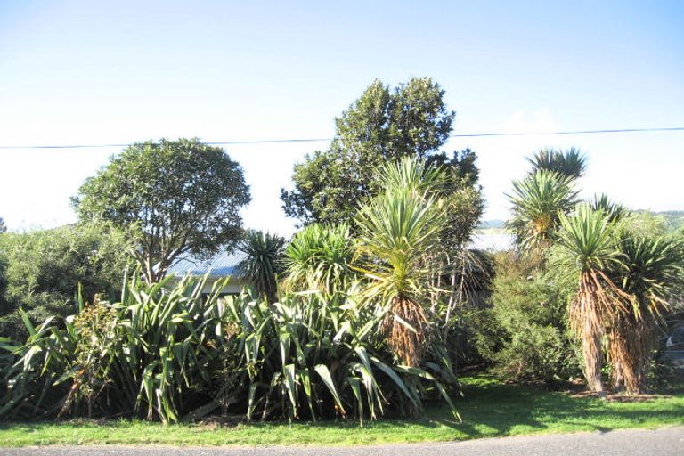 Photo of property in 5 Dell Road, Raumati South, Paraparaumu, 5032