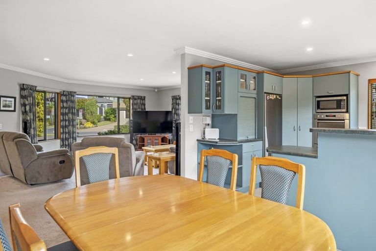 Photo of property in 27 Ventoux Way, Nukuhau, Taupo, 3330