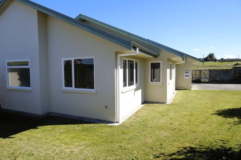 Photo of property in 33 Acacia Bay Road, Nukuhau, Taupo, 3330