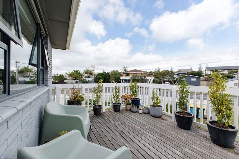 Photo of property in 1 Ohiwa Parade, Ohope, 3121