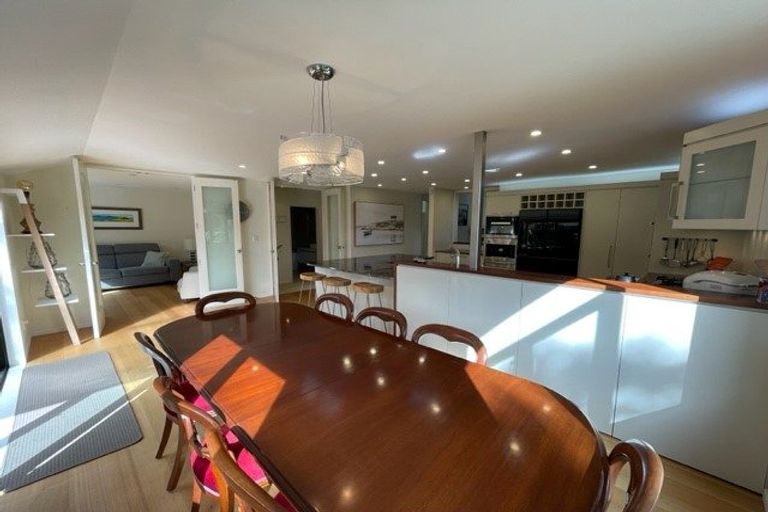 Photo of property in 1/8 Tobago Place, Sunnynook, Auckland, 0620