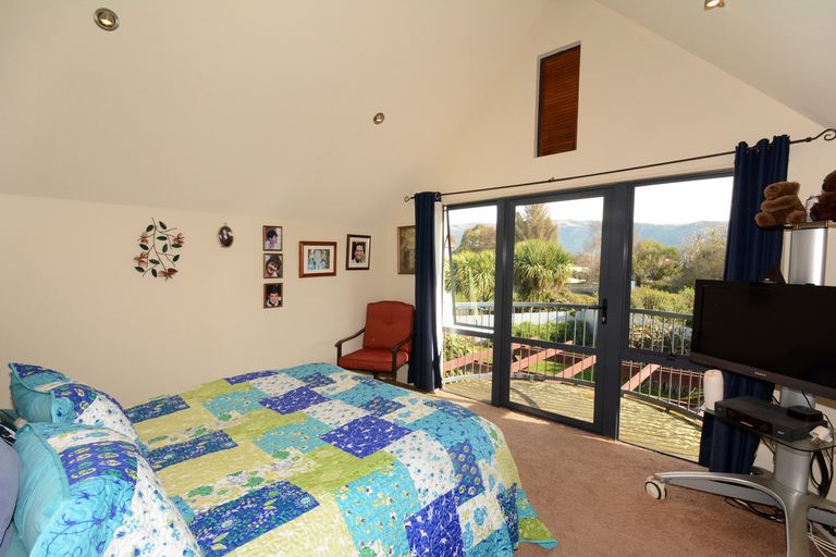 Photo of property in 5 Hoylake Street, Outram, 9019