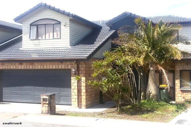 Photo of property in 8 Derg Place, East Tamaki, Auckland, 2013