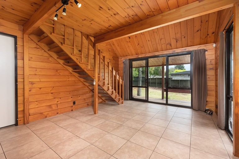 Photo of property in 1 Waikare Place, Welcome Bay, Tauranga, 3112