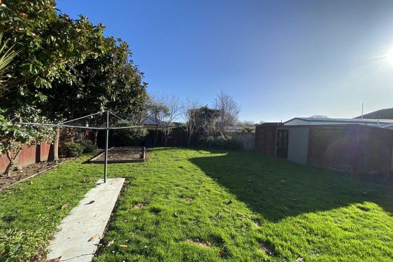 Photo of property in 33 Bellbrook Crescent, Shirley, Christchurch, 8013