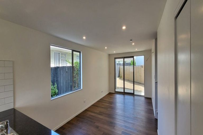 Photo of property in 15a Chadwick Crescent, Mangere East, Auckland, 2024