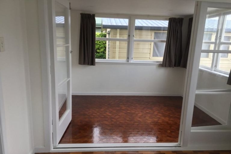 Photo of property in 43d Braid Road, St Andrews, Hamilton, 3200