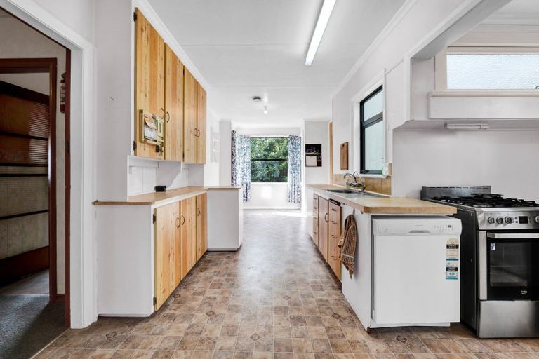 Photo of property in 147 Regan Street, Stratford, 4332