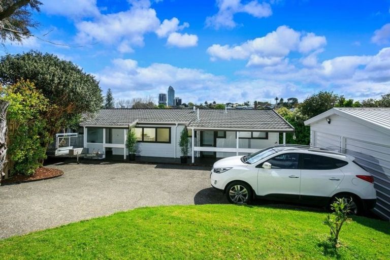 Photo of property in 7a Spencer Terrace, Hauraki, Auckland, 0622