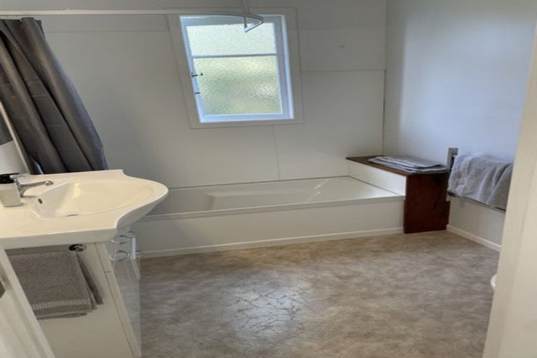 Photo of property in 111 Woodcocks Road, Warkworth, 0910