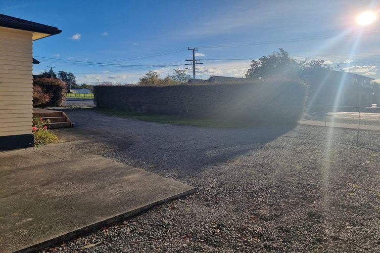 Photo of property in 28 Princess Street, Martinborough, 5711