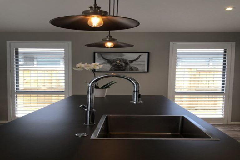 Photo of property in 8 Saint Thomas Avenue, Pyes Pa, Tauranga, 3112