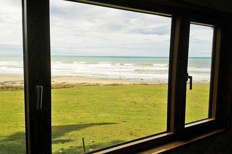 Photo of property in 10 Stafford Street, Hampden, 9410