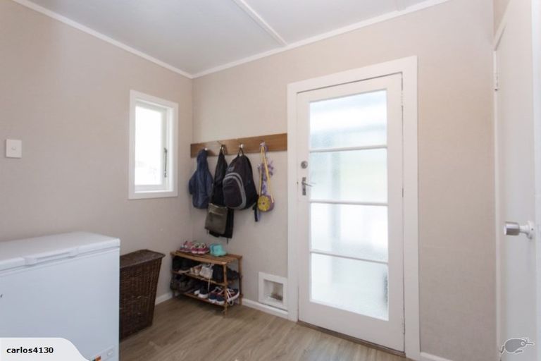 Photo of property in 21 Cornfoot Street, Castlecliff, Whanganui, 4501