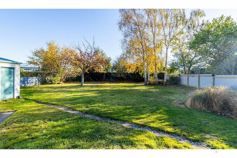 Photo of property in 1 Augustine Street, Waimate, 7924