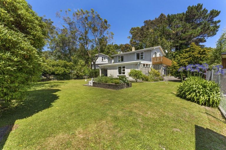 Photo of property in 18a Hawthorn Crescent, Stokes Valley, Lower Hutt, 5019