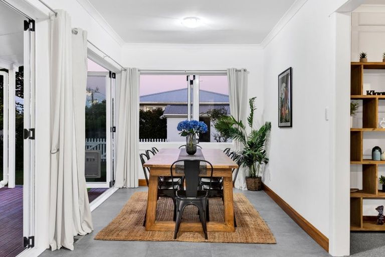 Photo of property in 44 Upjohn Street, Brooklands, New Plymouth, 4310