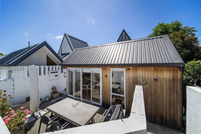 Photo of property in 5/20 Selwyn Road, Cockle Bay, Auckland, 2014