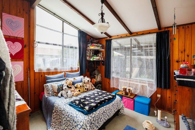 Photo of property in 182 Amberley Avenue, Highbury, Palmerston North, 4412