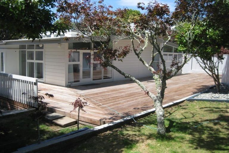 Photo of property in 15 Fancourt Street, Karori, Wellington, 6012