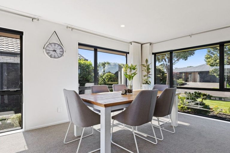 Photo of property in 35 Mounter Avenue, Northwood, Christchurch, 8051