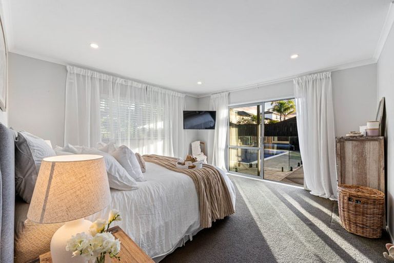 Photo of property in 14 Will Street, Huapai, Kumeu, 0810