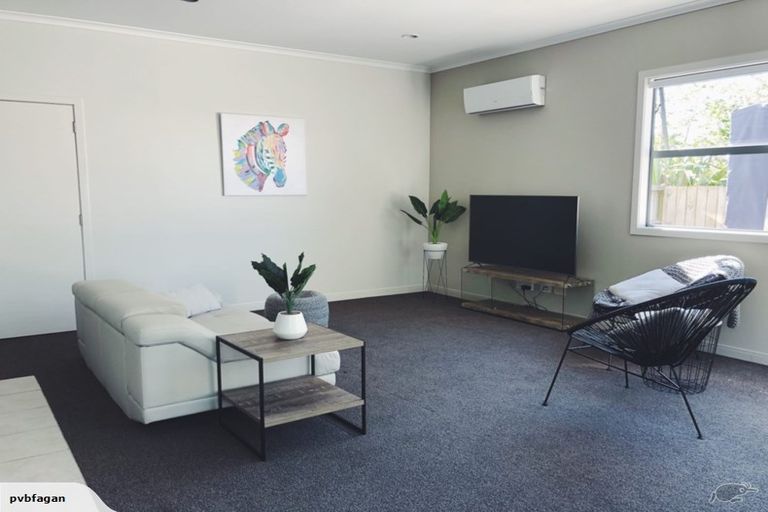 Photo of property in 38 Maratahu Street, Westown, New Plymouth, 4310