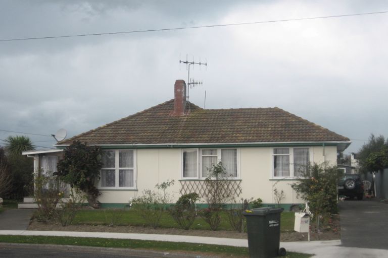 Photo of property in 32 Wordsworth Crescent, Maraenui, Napier, 4110
