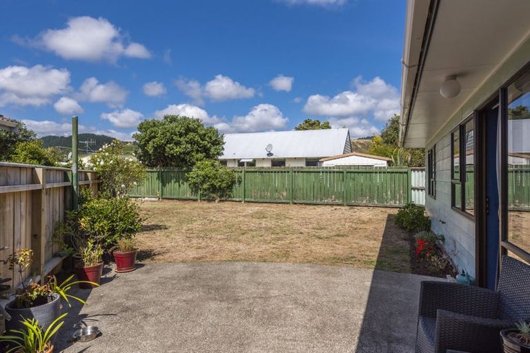 Photo of property in 9b Rodney Grove, Paraparaumu, 5032