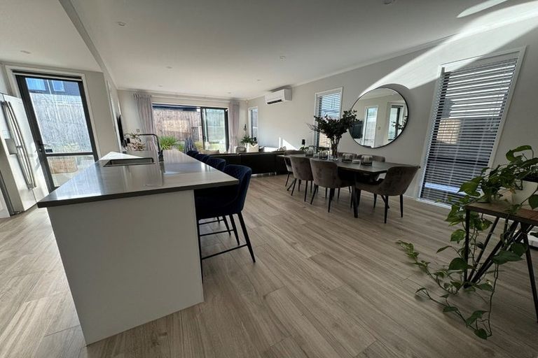 Photo of property in 16 Chaffinch Road, Hobsonville, Auckland, 0616