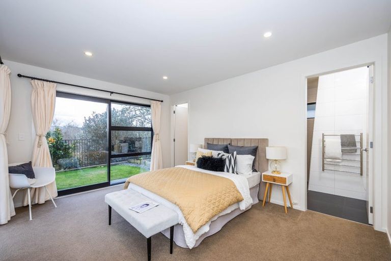 Photo of property in 12 Kentwood Place, Flagstaff, Hamilton, 3210