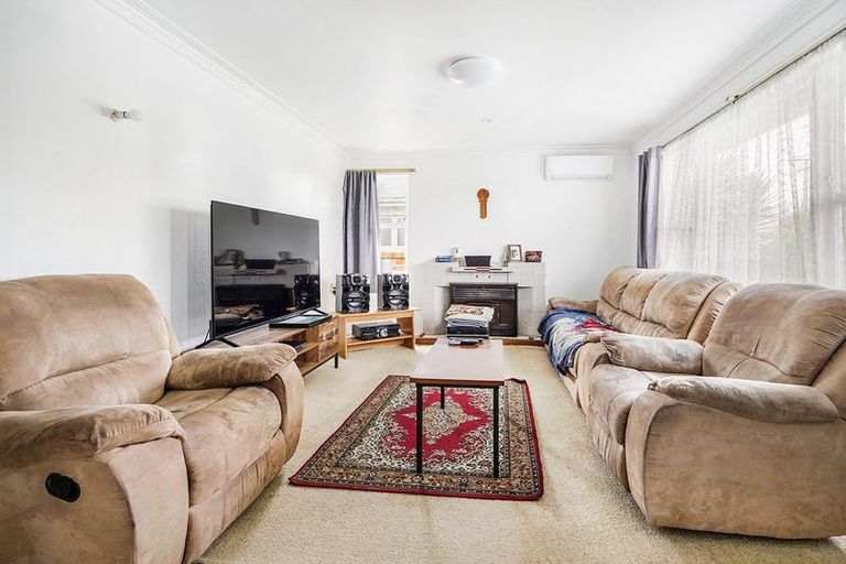 Photo of property in 25 Keats Crescent, Enderley, Hamilton, 3214