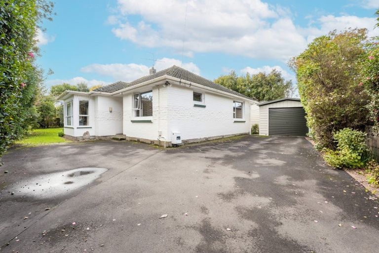 Photo of property in 12 Kiwi Street, Heretaunga, Upper Hutt, 5018