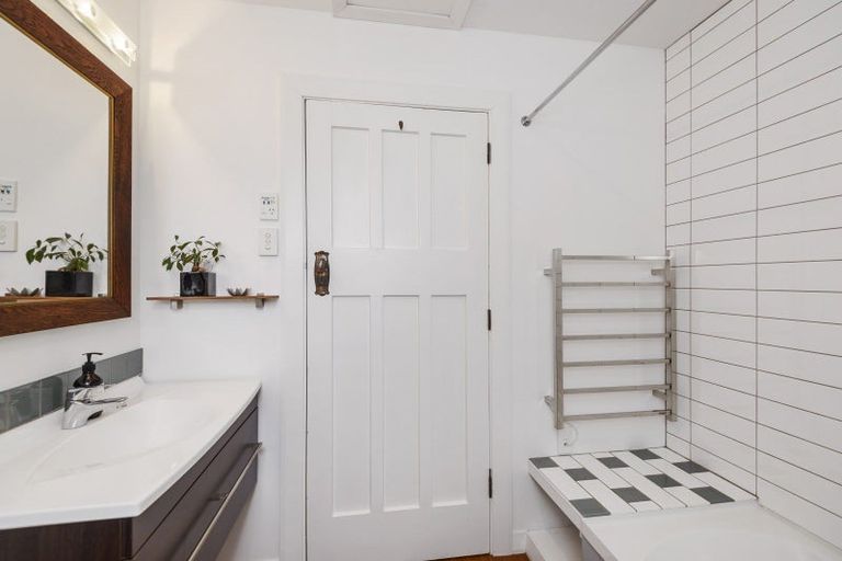 Photo of property in 80 Martin Avenue, Beckenham, Christchurch, 8023