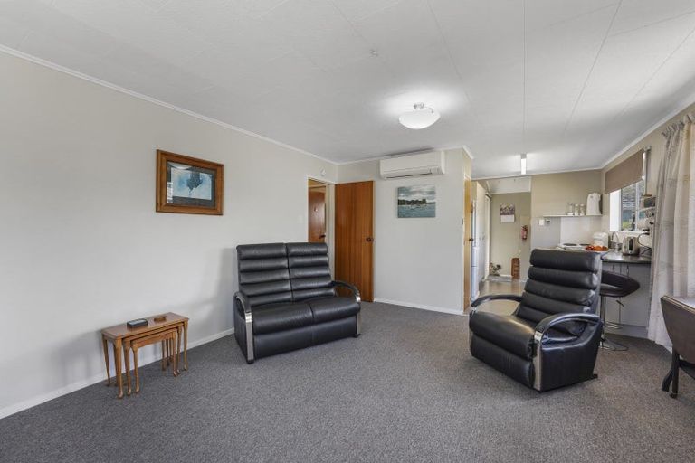 Photo of property in 56 Henry Street, Ebdentown, Upper Hutt, 5018