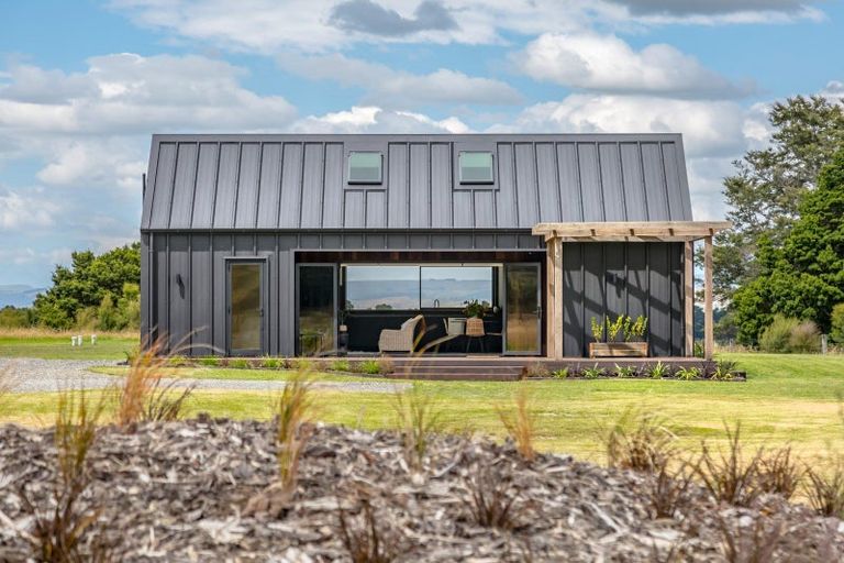 Photo of property in 26 Bucks Road, Tauwharenikau, Featherston, 5773