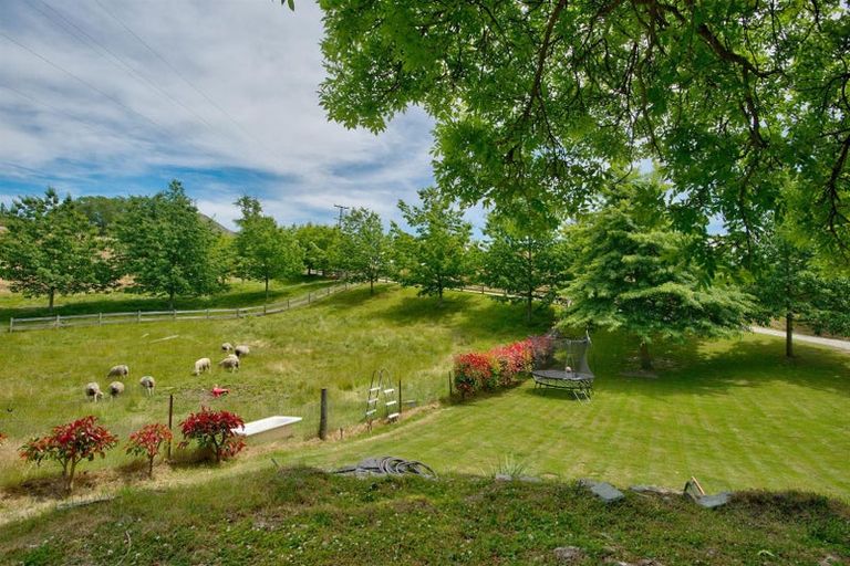 Photo of property in 1 Arrow Junction Road, Arrowtown, 9371