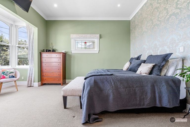 Photo of property in 19 Bay Street, Petone, Lower Hutt, 5012