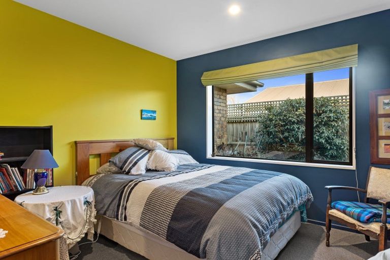 Photo of property in 62 Oakwood Drive, Rangiora, 7400