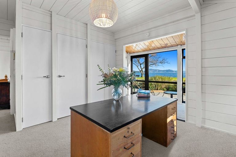 Photo of property in 15 Waana Street, Mourea, Rotorua, 3074