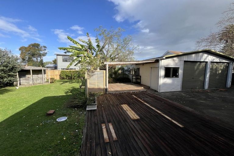 Photo of property in 18 Walmsley Road, Mangere, Auckland, 2022