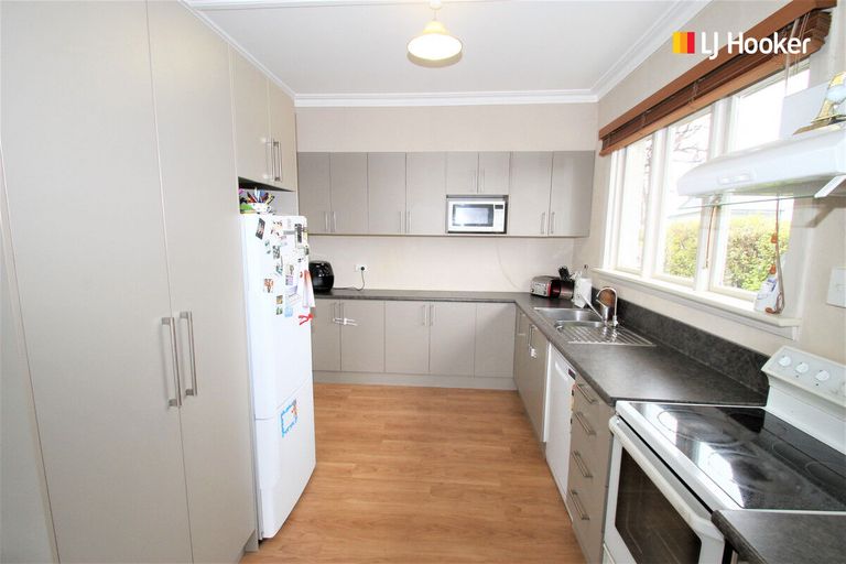 Photo of property in 68 Gladstone Road North, Mosgiel, 9024