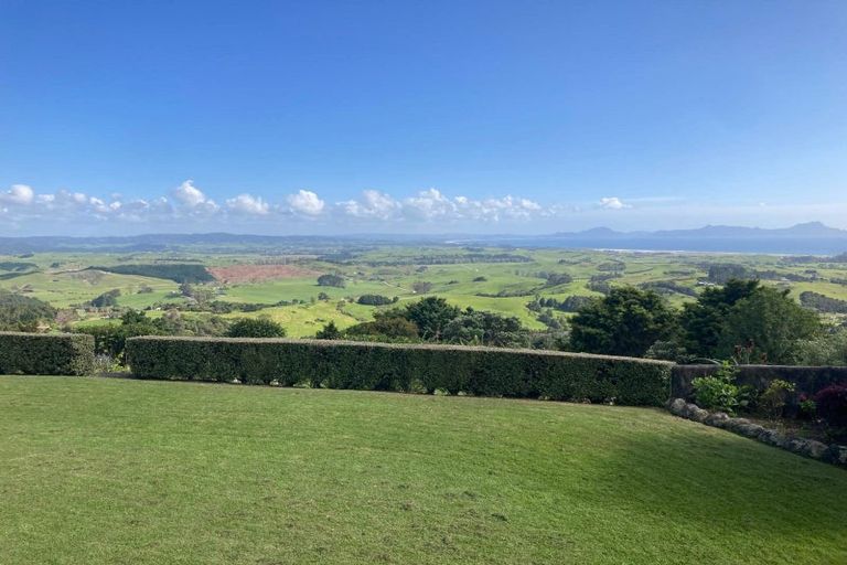 Photo of property in 275 Massey Road, Waipu, 0582