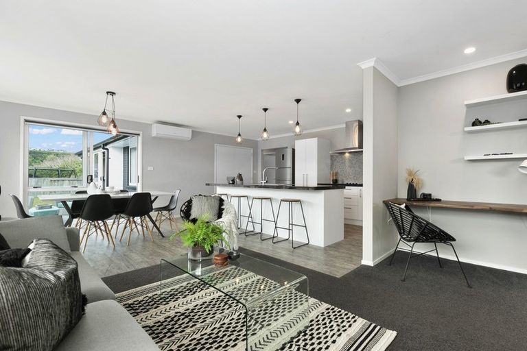 Photo of property in 59 Awataha Crescent, Pyes Pa, Tauranga, 3110